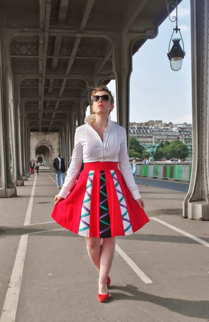 Sous le Viaduc de Bir-Hakeim