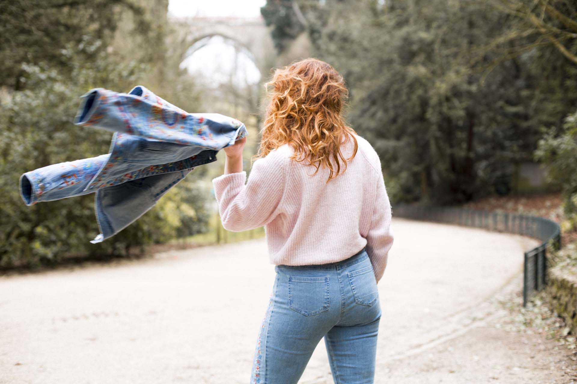 Charlie Sugar Town - Veste et jean denim brodé Buttes Chaumont 