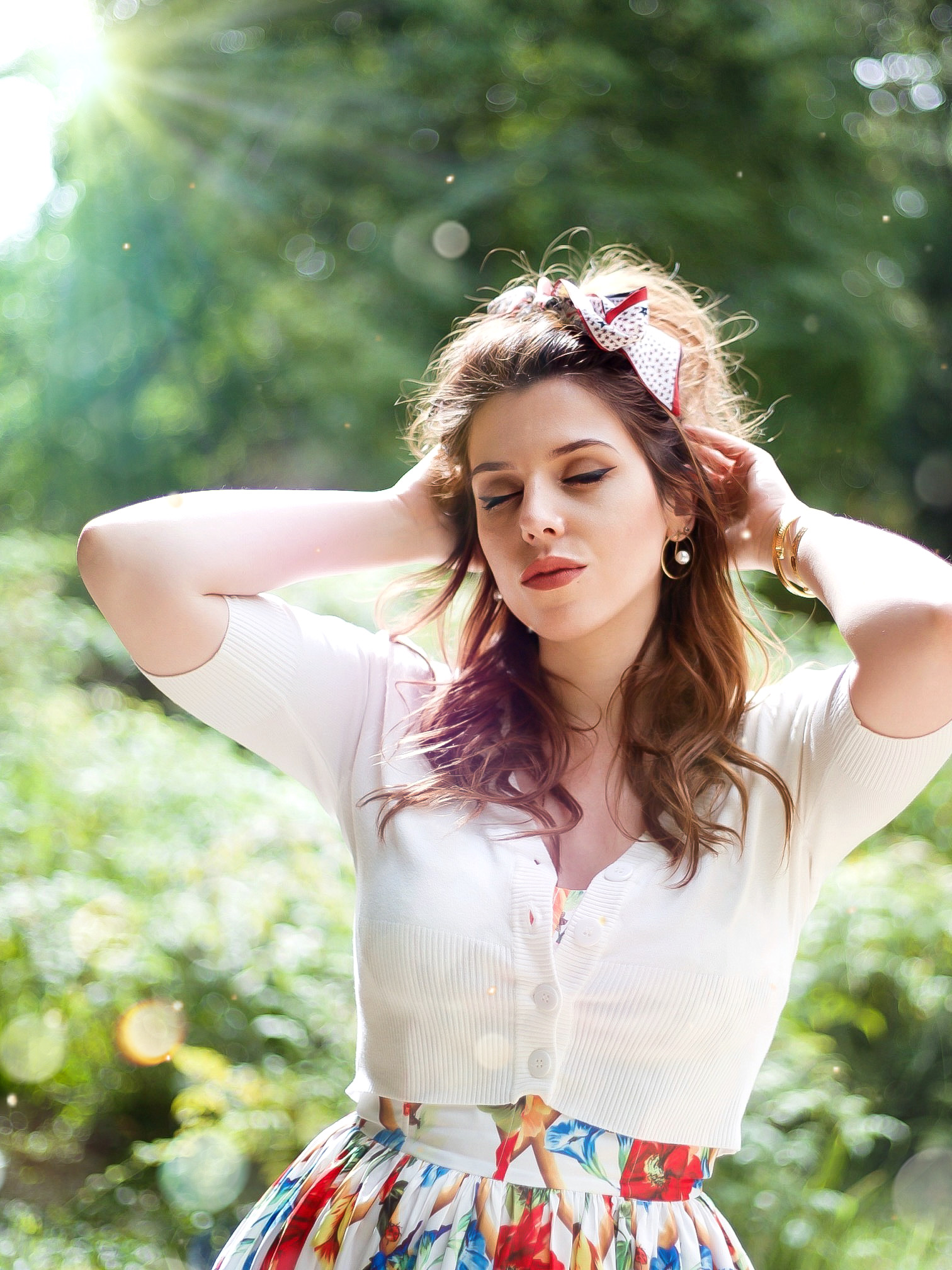 LA FILLE EN FLEURS