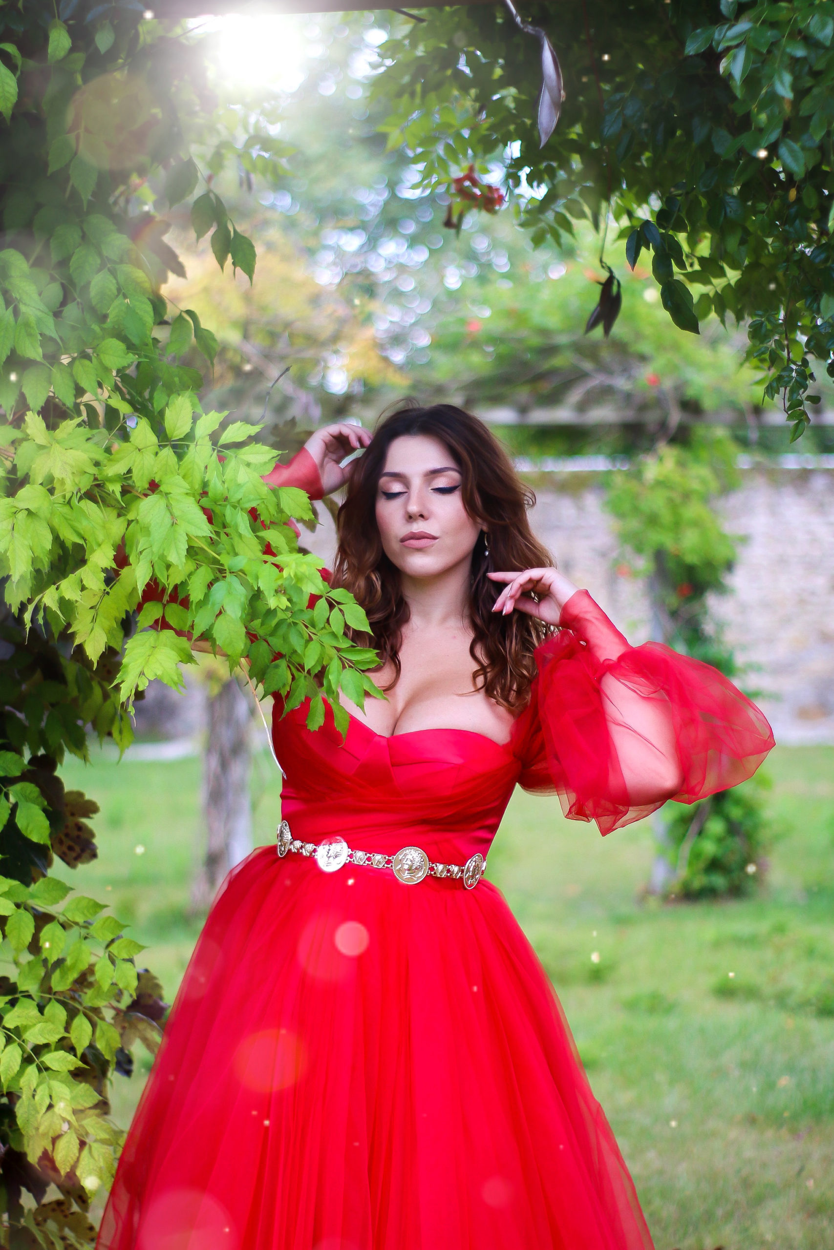 robe de bal rouge Ari Kosovo mode robe de cocktail robe de soirée 